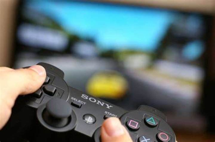 How do I get surround sound on my PS3?