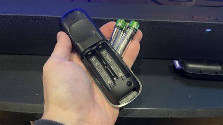 How do I reset my Roku remote after changing the battery?