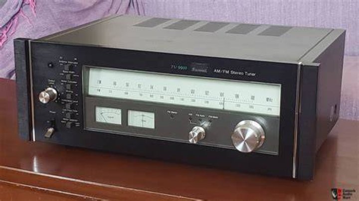 Is the Sansui tu-9900 an FM tuner?