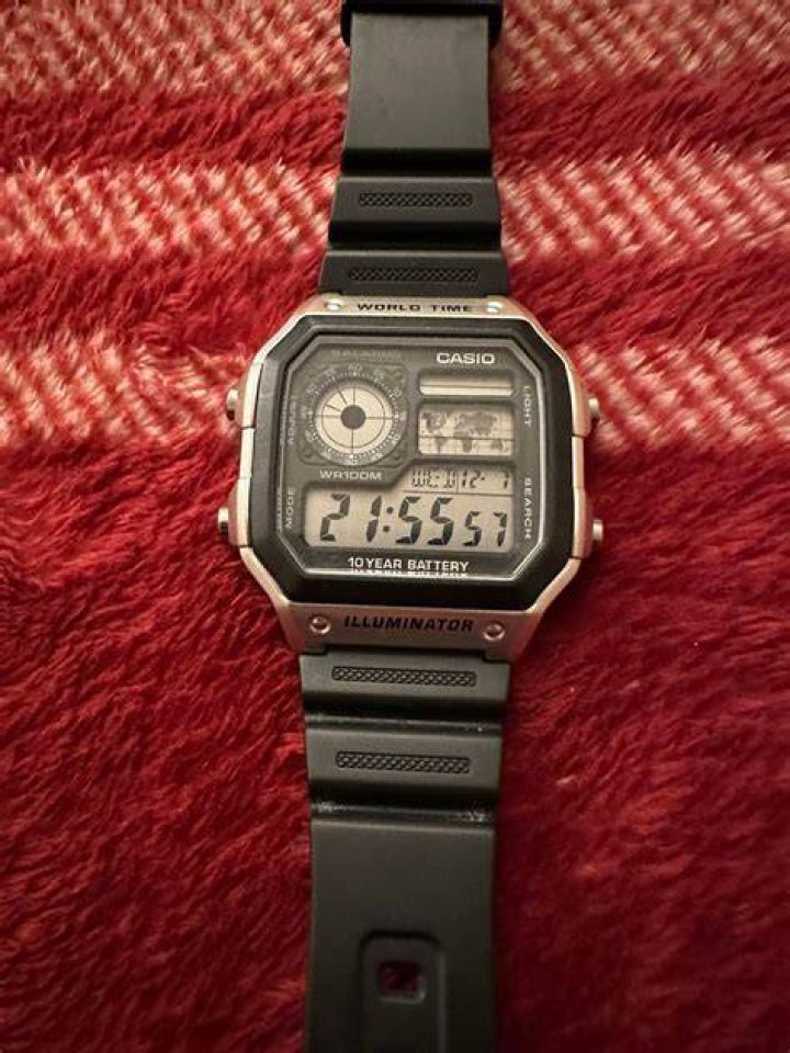 Is there a Casio keyboard at Armada flea market?