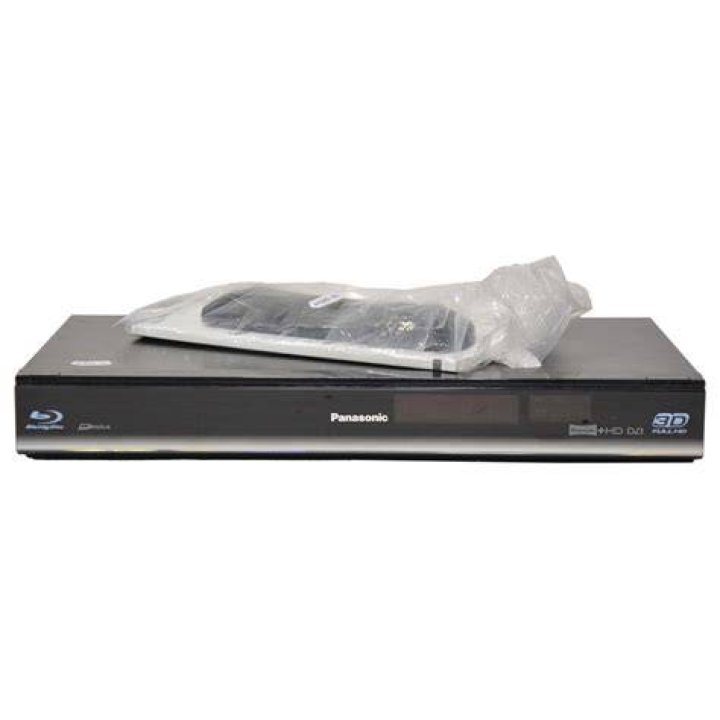 What are the features of the Panasonic dmr-bwt700 Blu ray player?