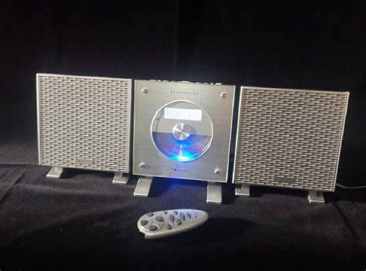 What can I do with Nakamichi Soundspace SS5?