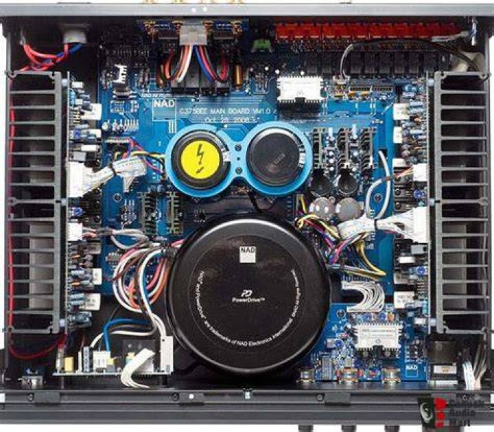 What makes the NAD C 375bee integrated amplifier so good?