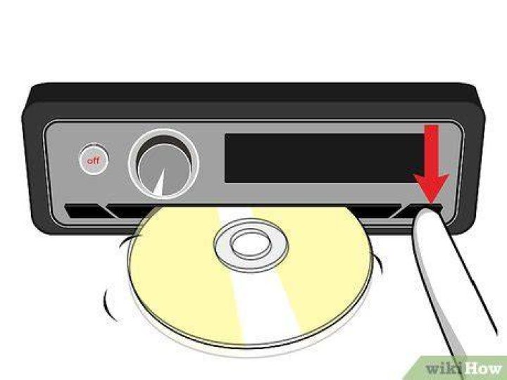 Why are 6 CDs stuck in the CD changer?